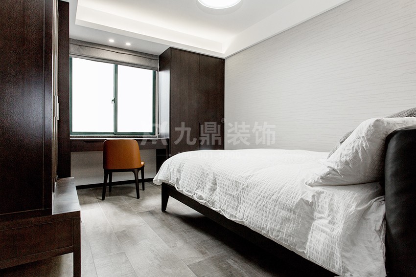 次臥裝修實景圖